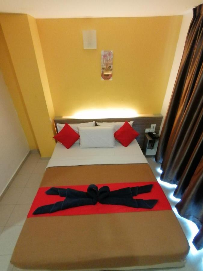 Yellow Mansion Hotel Melaka Raya Eksteriør bilde