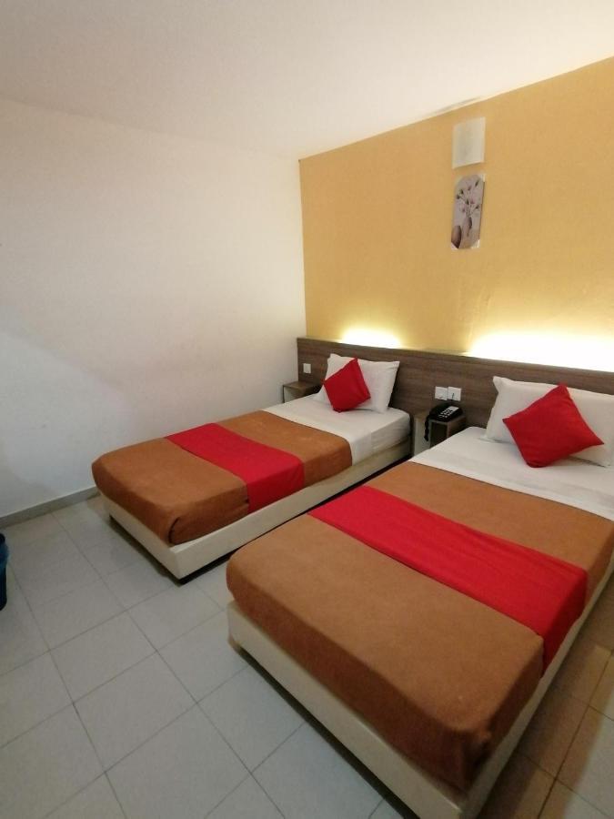 Yellow Mansion Hotel Melaka Raya Eksteriør bilde
