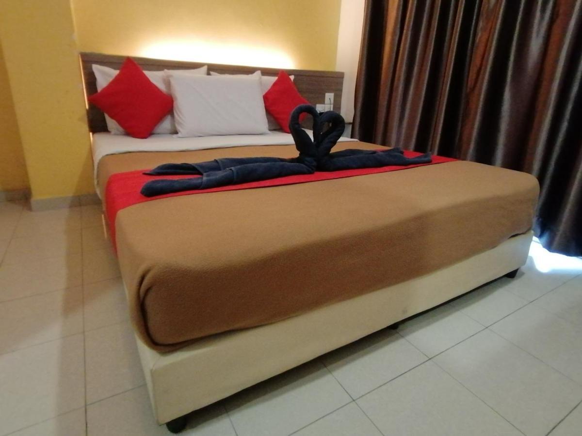 Yellow Mansion Hotel Melaka Raya Eksteriør bilde